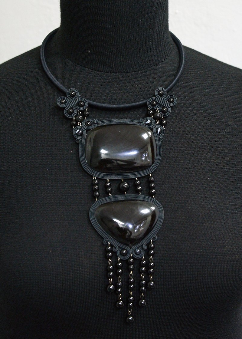 Black wood bead necklace / Soutache jewelry valentines day gift - Necklaces - Wood Gray