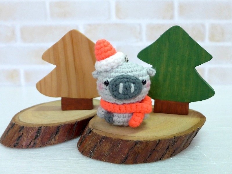 グレー豚のキーチェーン - オレンジクリスマスの帽子 - キーホルダー・キーケース - その他の素材 