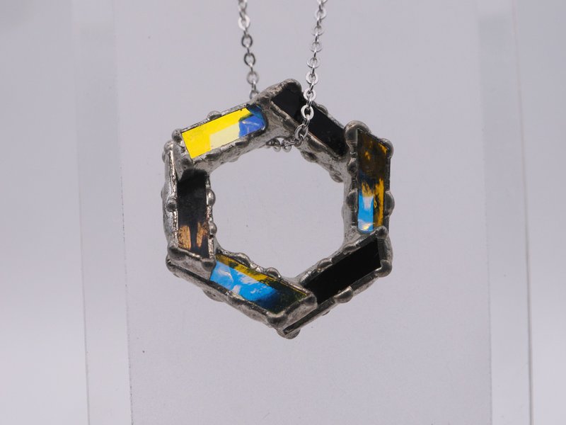 minuteness stained glass helical pendant - Necklaces - Glass Multicolor