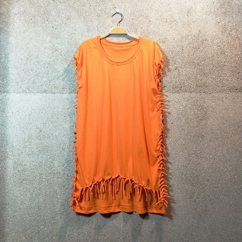 Orange non-trimmed fringed cotton T-shirt - เสื้อยืดผู้หญิง - ผ้าฝ้าย/ผ้าลินิน สีส้ม