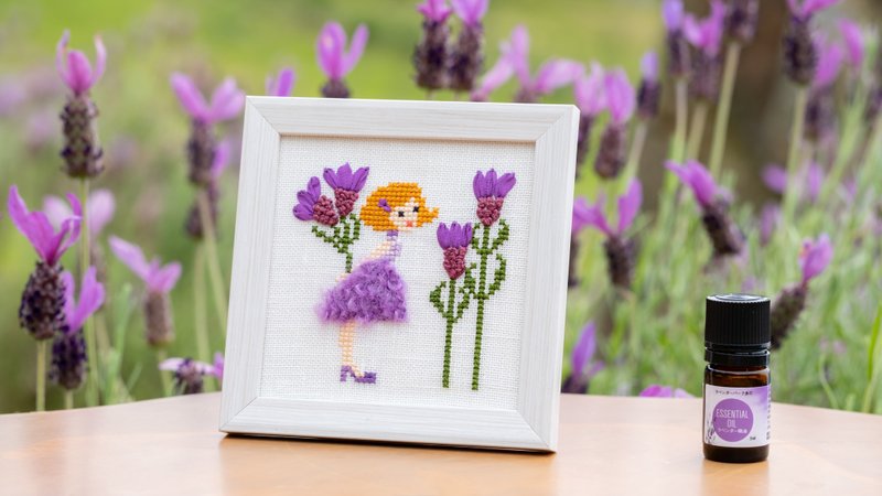 Stoekas lavender flower lover embroidery kit and 1 bottle of Takasan lavender essential oil - Knitting, Embroidery, Felted Wool & Sewing - Thread Purple