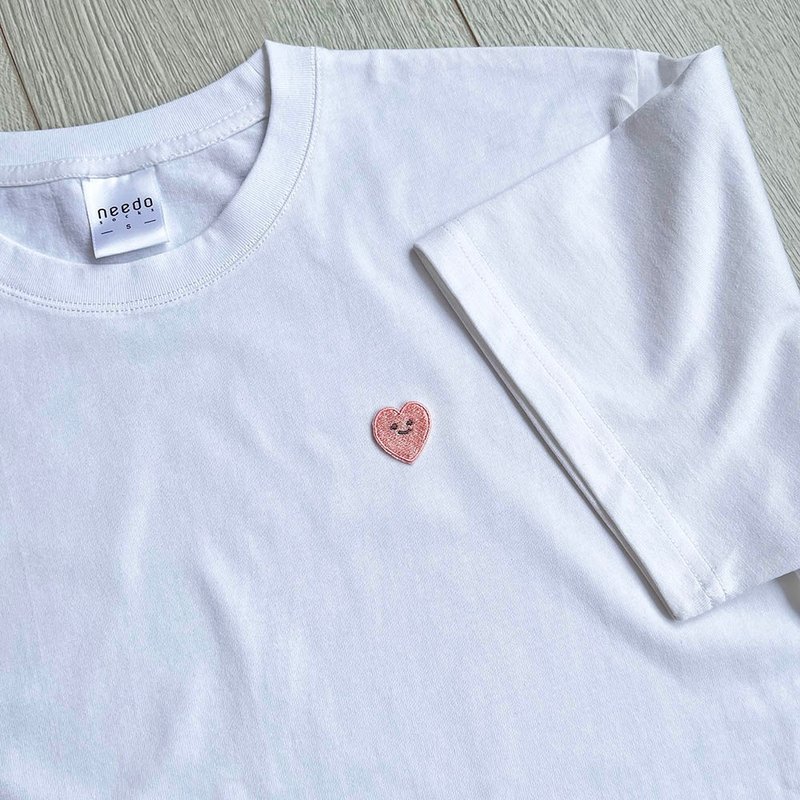 [Customized] Love embroidered short T/English letters/Smiley top - Women's T-Shirts - Cotton & Hemp White