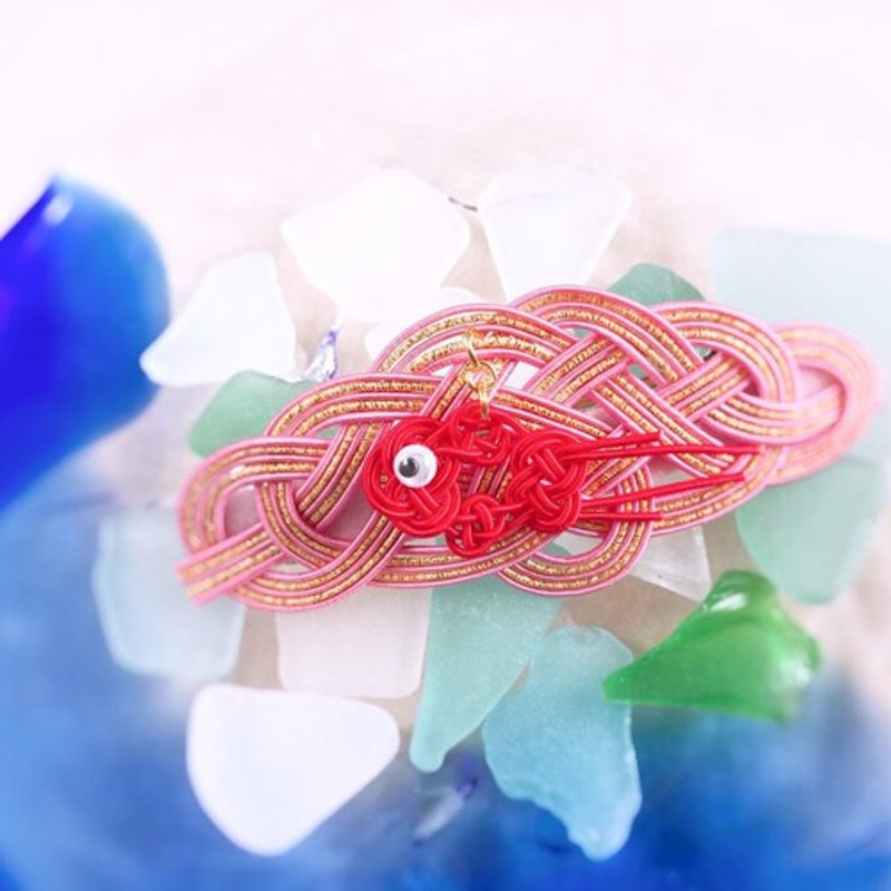 バレッタ【ゆらゆら金魚】水引製　夏祭り　浴衣に　ももいろ　ピーチカラー - 髮夾/髮圈 - 其他材質 粉紅色