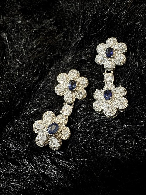 nuwu jewelry 女巫彩寶 可愛無所謂。天然 藍寶石 耳環 耳針 皇家藍 天然寶石 s925銀針