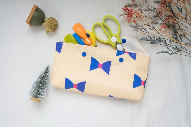 Waterproof tableware storage bag | baby tableware bag | food scissors can be placed | cute tweet - Children's Tablewear - Waterproof Material Multicolor