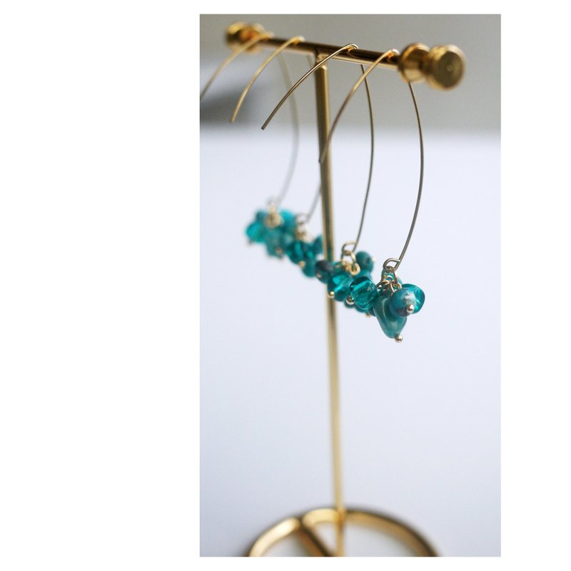 藍綠天然石垂墜耳飾 | 穿式耳環 | pierced earrings - 耳環/耳夾/耳骨夾 - 其他材質 藍色