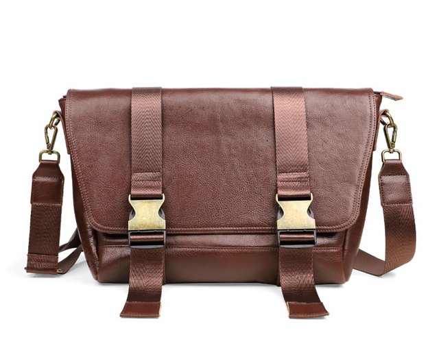 30% OFF SALE Strong Thick Leather outlets Great Excellent Vintage Brown and Purple Leather Crossbody Messenger Bag