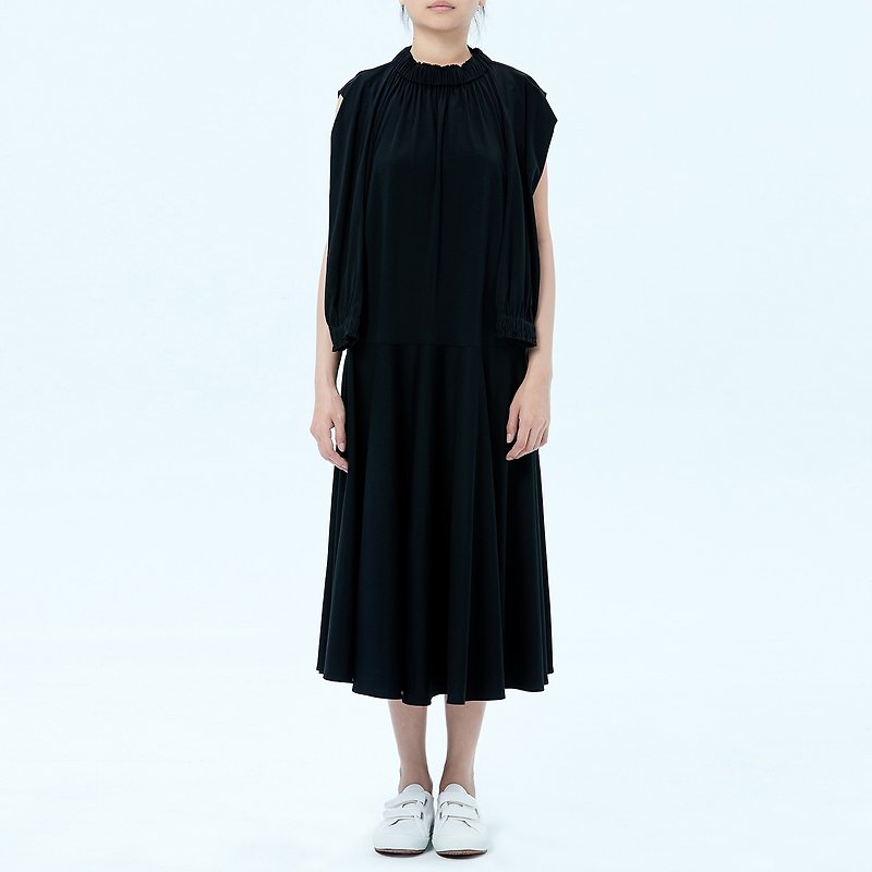 Black Sleeves Detail Cotton Midi Dress - ชุดเดรส - ผ้าฝ้าย/ผ้าลินิน สีดำ