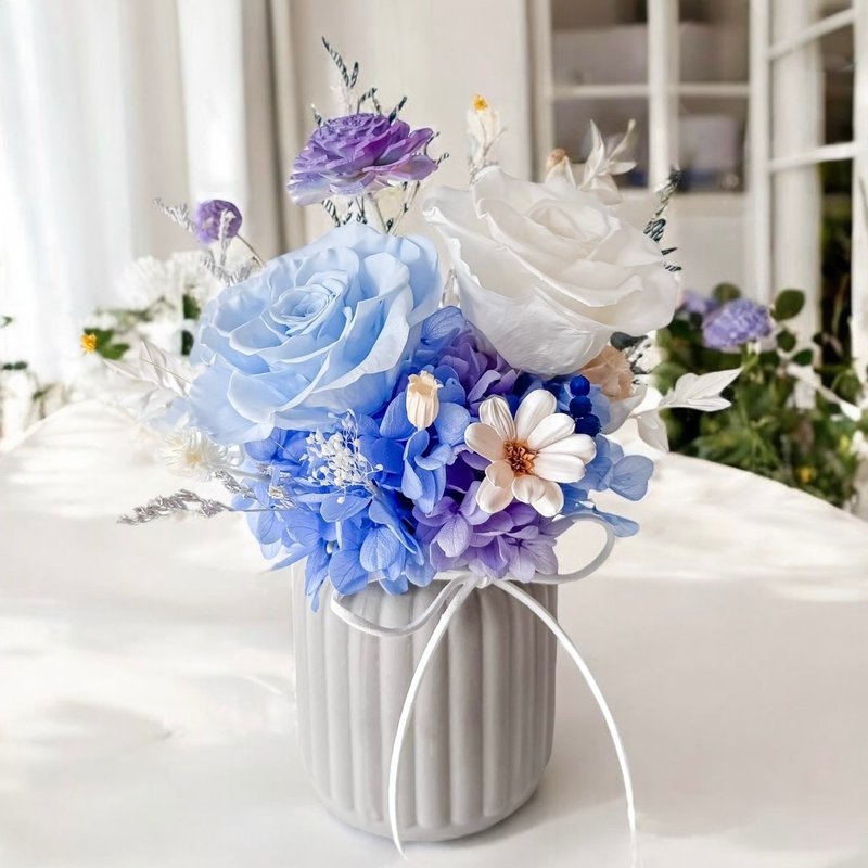 夏のサントリーニファンタジーアイランド エバーラスティングフラワーギフト（フレグランスオイル5ml付き） - ドライフラワー・ブーケ - 寄せ植え・花 ブルー