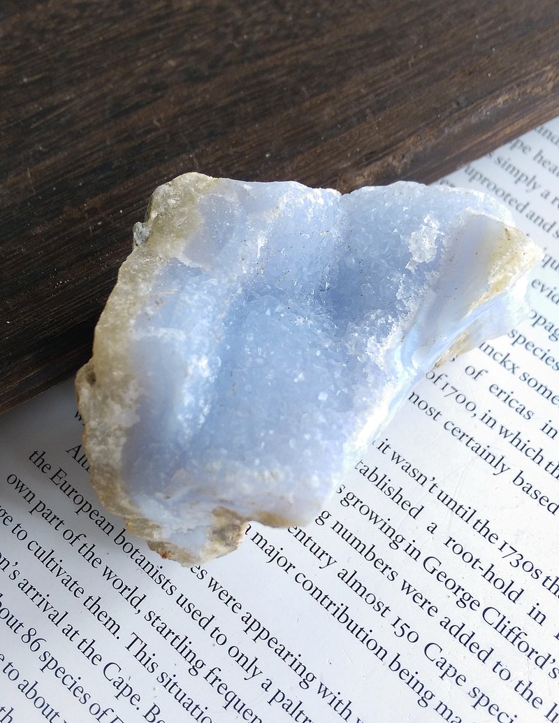 Chalcedony 馬達加斯加產地 藍玉髓 藍紋瑪瑙 天然礦石 原礦 - 擺飾/家飾品 - 其他材質 