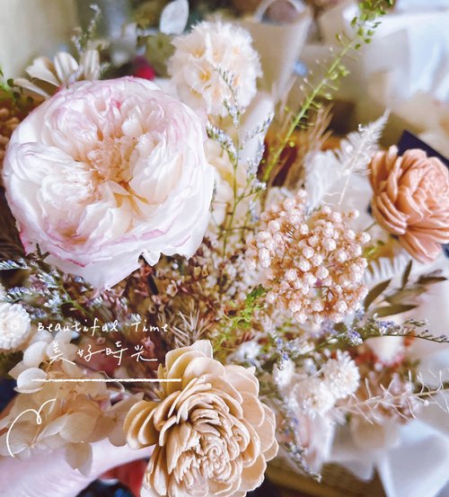 和モダンなスタイル｜ナチュラルなプリザーブド＆ドライフラワーブーケ