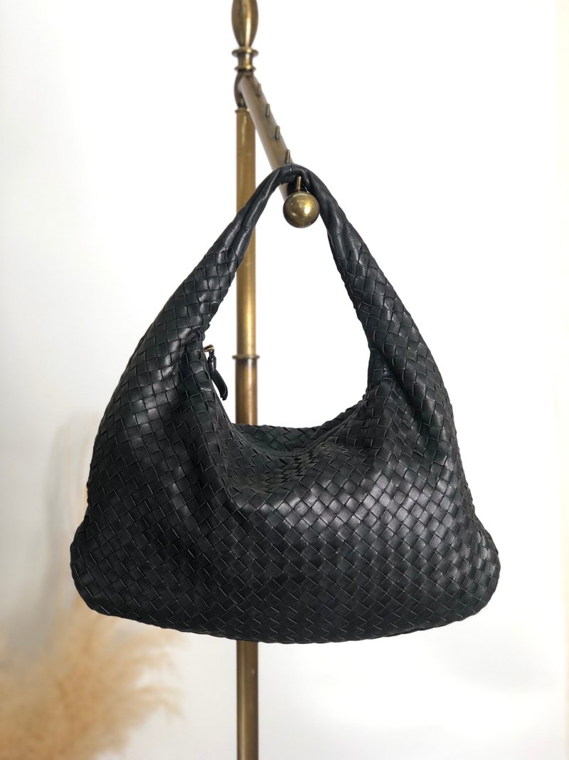 【 日本直送　名牌中古包 】Bottega Veneta ボッテガ・ヴェネタ ショルダーバッグ ブラック レザー ホーボーバッグ イントレチャート edswiz - 側背包/斜背包 - 真皮 黑色