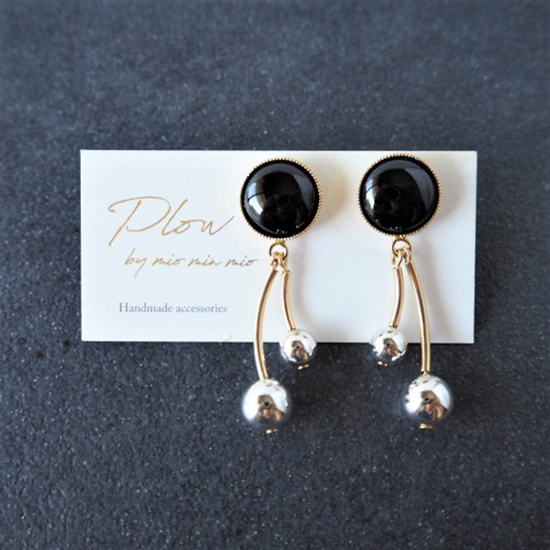 Cloisonne Metallic cherry earrings ~ Black ~