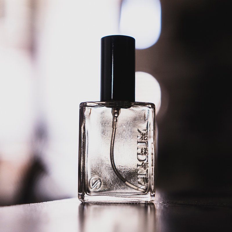 NUDITY Eau de Parfum - Debutanté - น้ำหอม - แก้ว สีดำ