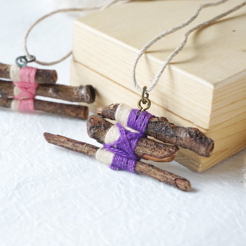 Upcycling, Eco, Natural, tree branches, wood necklace  - Creamy, purple - Chokers - Wood Purple