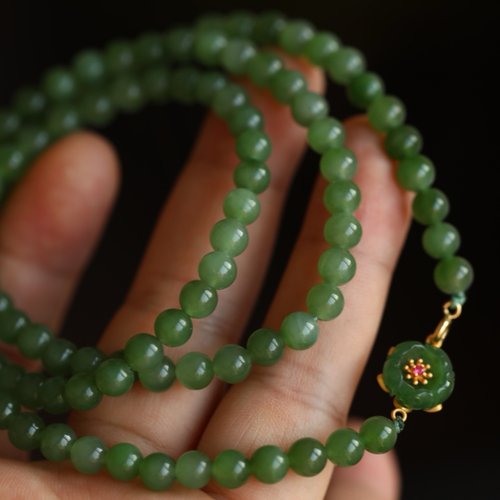 Angel's tears 天使之淚 Jewelry Design 天然和田玉 /和闐玉原礦 冰碧玉. 碧玉小花苞設計多圈手串項鍊
