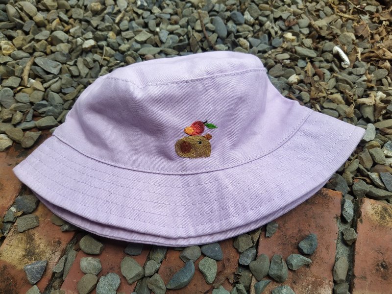 Capybara Capybara children's fisherman hat - หมวก - งานปัก สีม่วง