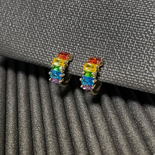 Azure and Rainbow 鋯石彩虹耳環 - 10mm 圈型