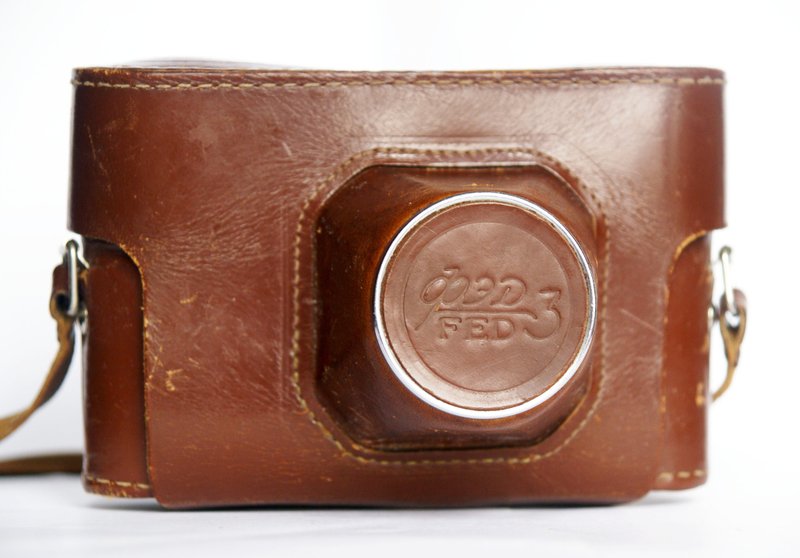 Genuine hard case camera bag for FED-3 with strap leather USSR 1/4 - 相機/拍立得/底片相機 - 真皮 咖啡色