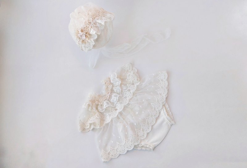Boho baby clothes- Boho baby girl dress, flower girl dress, Newborn baby bonnet - 男/女童禮服 - 其他材質 白色