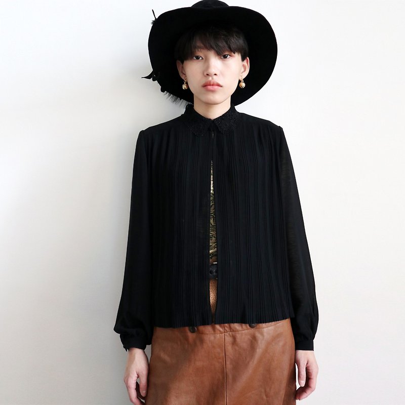 Pumpkin Vintage. Vintage Lace Crepe Chiffon Blouse - Women's Shirts - Polyester Black