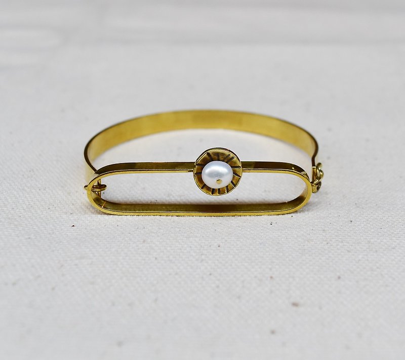 Simple geometric pearl brass bracelet - Bracelets - Other Metals Yellow
