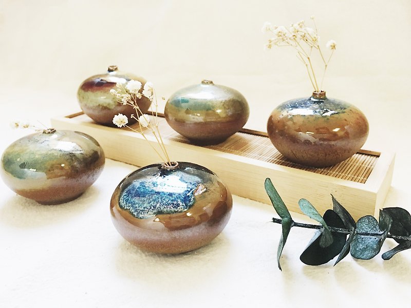 可変釉薬ミニ楕円形セラミックの花 - 描画ウサギHO - 観葉植物 - 陶器 ブルー