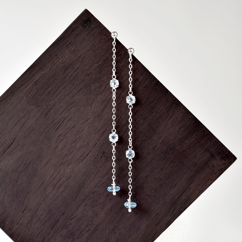 手作りの自然光ブルー石925のシルバーのイヤリングは// // 11月の誕生日の石落下自然宝石をぶら下げ - ピアス・イヤリング - 宝石 ブルー