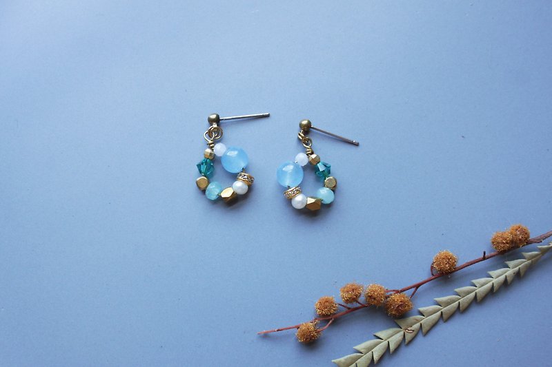 │小花園│耳環-淺藍瑪瑙 - 耳環/耳夾 - 其他金屬 藍色