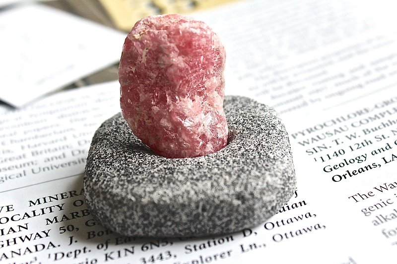 Rhodochrosite stone planted SHIZAI ▲ / rhodochrosite / Argentina jade (with stand) ▲ - Items for Display - Gemstone Pink