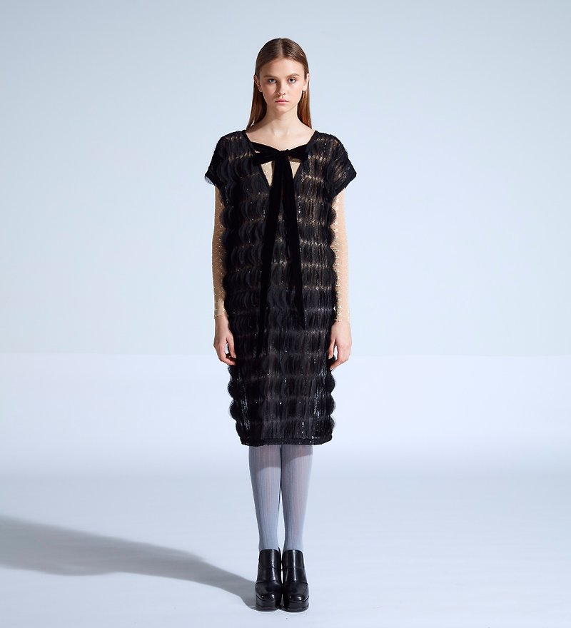 moi non plus Emily Bowknot Dress-Black-Indian Fabric - ชุดเดรส - เส้นใยสังเคราะห์ สีดำ