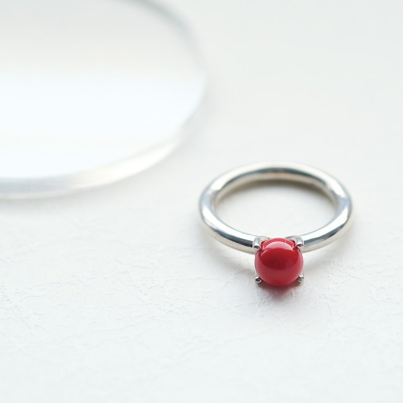 White red coral claw clasp ring Silver 925 - แหวนทั่วไป - โลหะ สีแดง