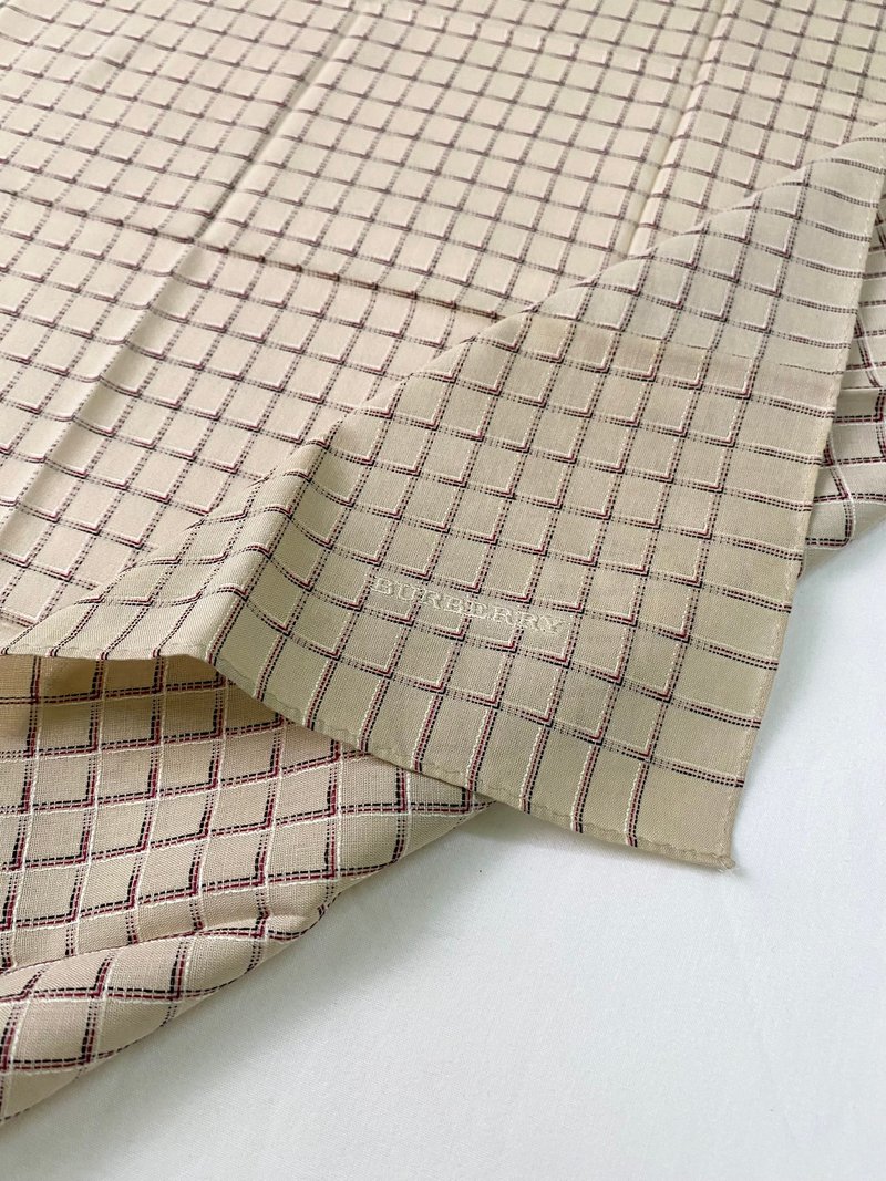 Vintage BURBERRY Beige Checked Pattern Cotton Pocket Square Handkerchief Bandana - ผ้าเช็ดหน้า - ผ้าฝ้าย/ผ้าลินิน สีนำ้ตาล