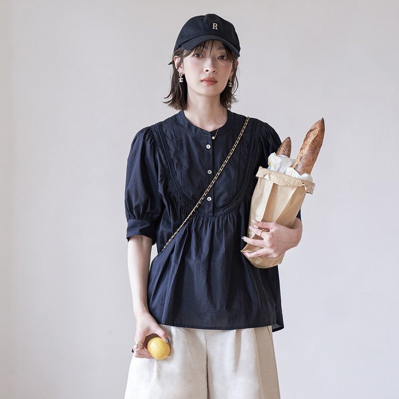 圓領短泡泡袖襯衫|上衣|兩色|春夏款|Sora-1175 - 女襯衫 - 棉．麻 多色