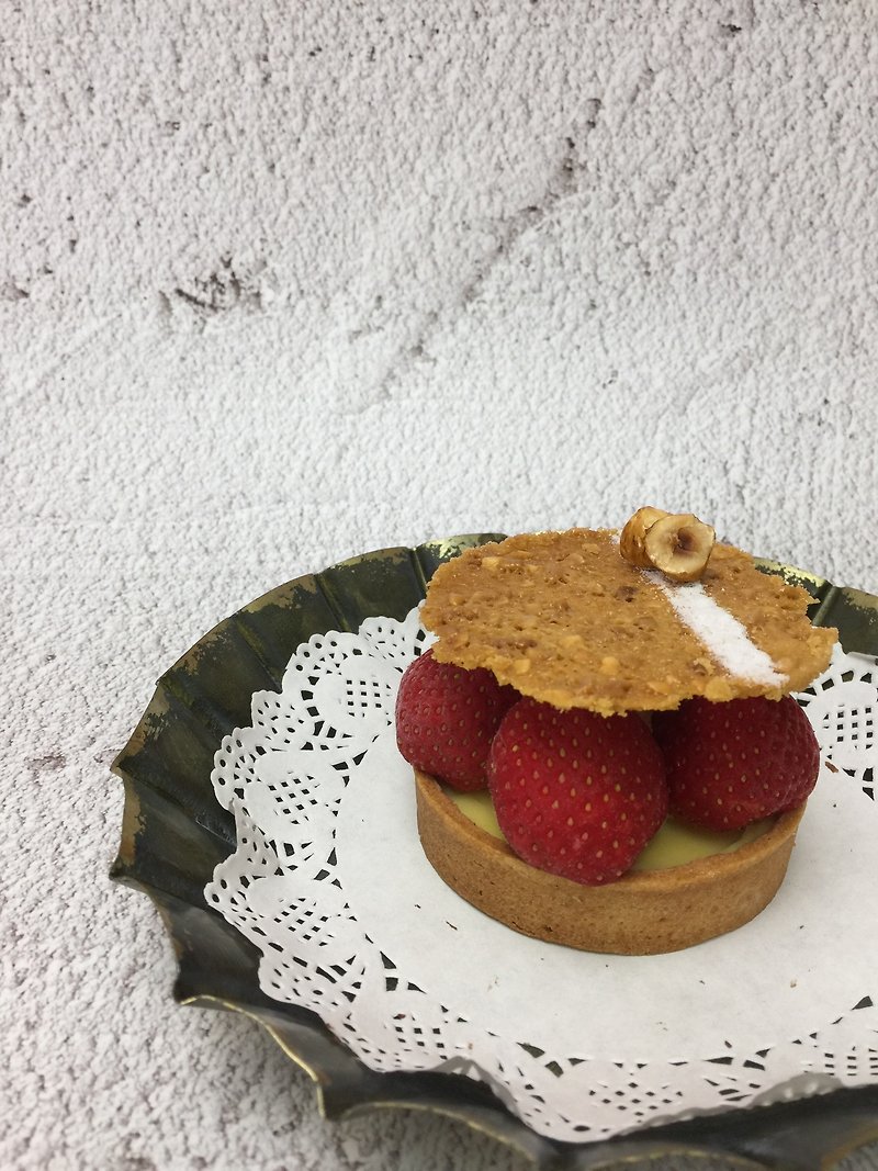 Tuxedo Cat Handmade Taxi Hideaway Cat - Strawberry Tower - Savory & Sweet Pies - Fresh Ingredients 