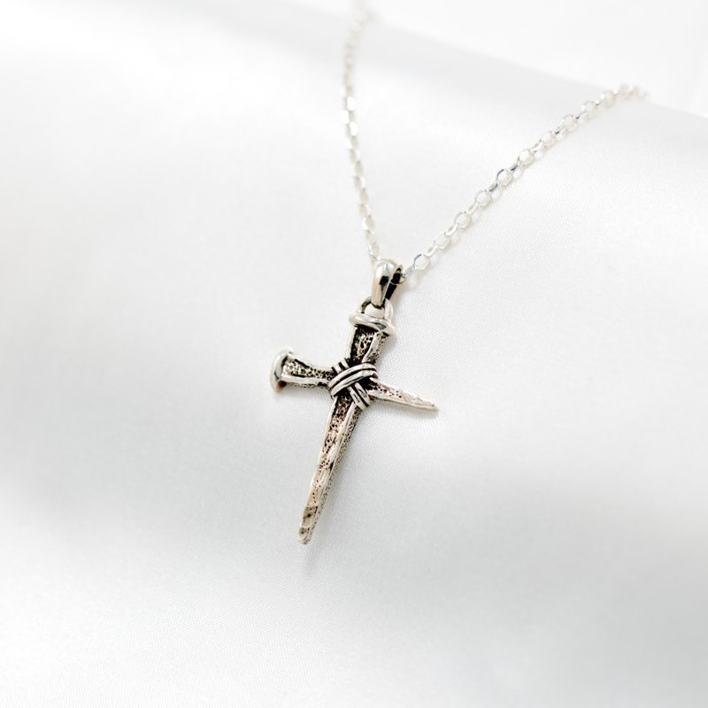 【Angel & Me】Faith Nail Cross s925 sterling silver necklace birthday gift - สร้อยคอ - เงินแท้ สีเงิน