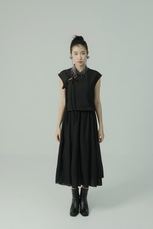 蕪菁 Sekundär Design Studio 心齋坐忘/黑色新中式旗袍領短上衣