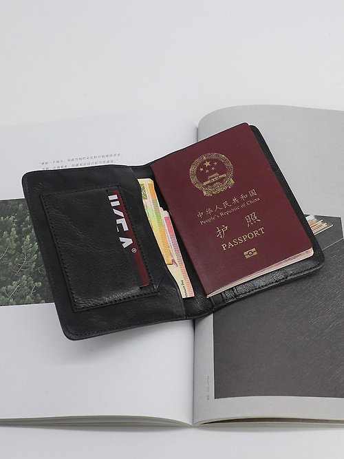 SEPTEMBER 27 DESIGNS 護照本牛皮旅行收納零錢信用卡護照夾