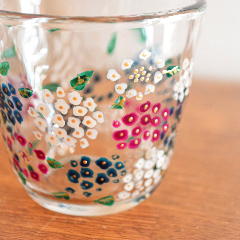 Glass free cup hydrangea - Cups - Glass Transparent