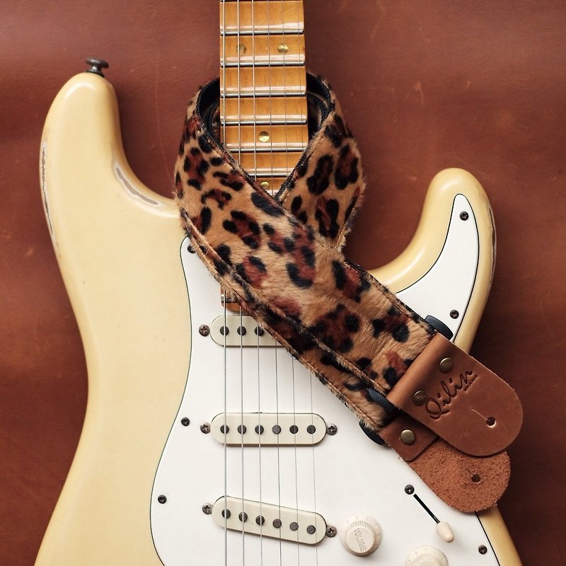 Leopard Guitar Strap - กีตาร์เครื่องดนตรี - หนังแท้ สีนำ้ตาล