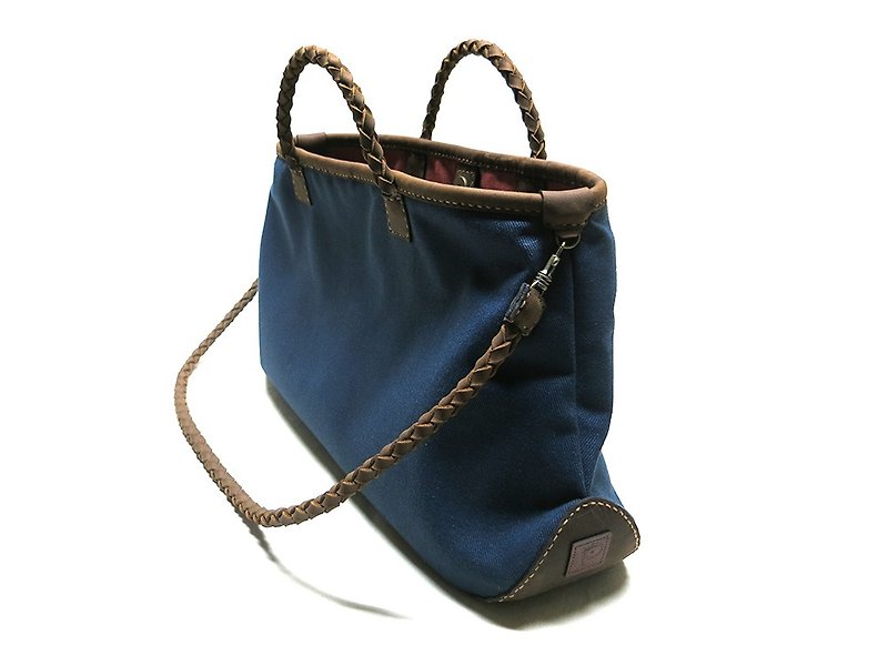 Genuine Leather Messenger Bags & Sling Bags Blue - Gondolaa ~ L