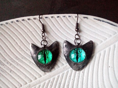 Glass At Home Stained glass CAT earrings. soldered earrings. green eyes cat earrings 爱猫的人