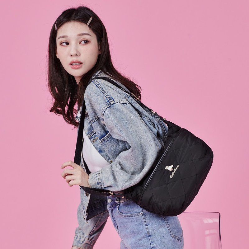 [Classic Lingge] Neon Sweetheart - Lingge Casual Lightweight Crossbody Bag - Black Currant - กระเป๋าแมสเซนเจอร์ - ไนลอน สีดำ