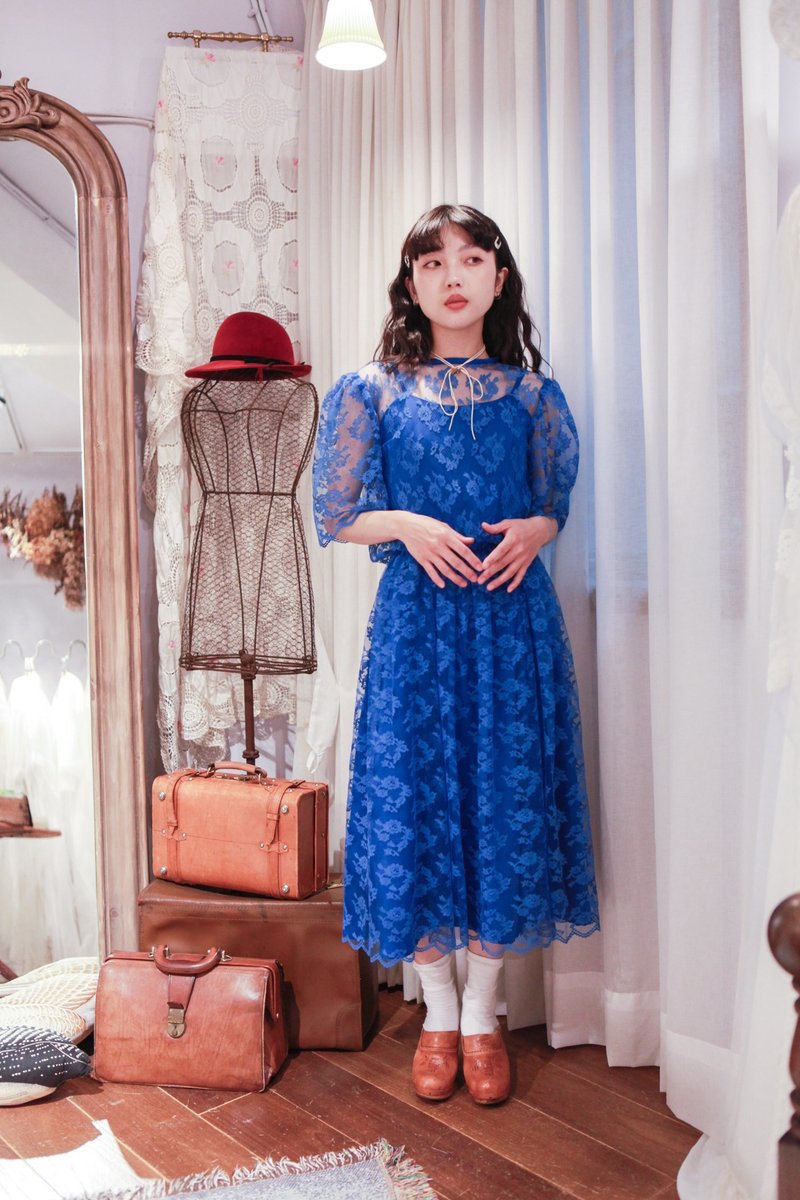 Niao Niao Department Store-Vintage bright blue full lace pearl back button dress - ชุดเดรส - เส้นใยสังเคราะห์ 