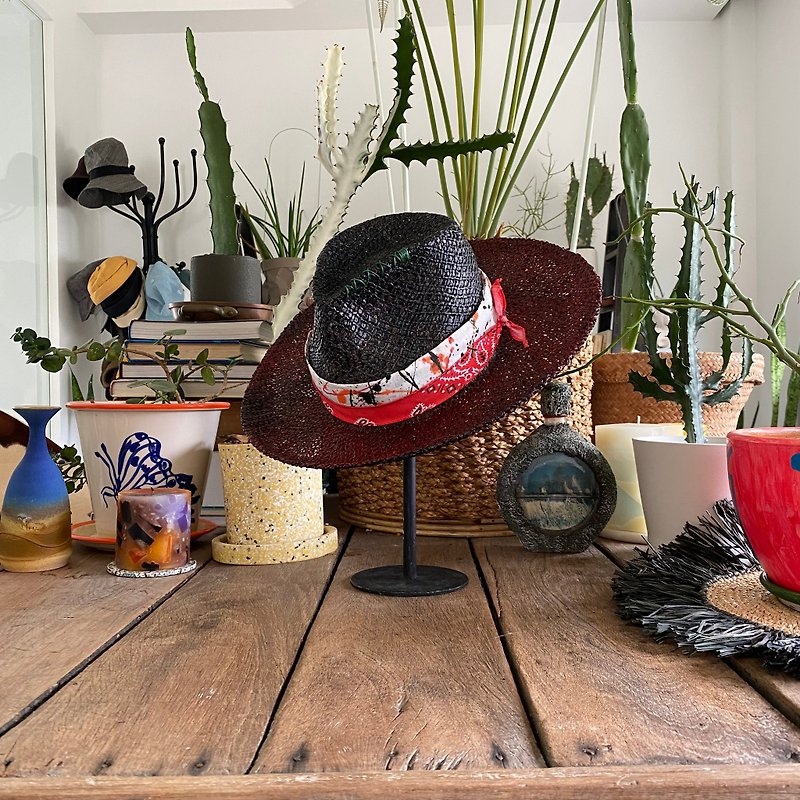 PALINI x Shabby De Hat 26 - Hats & Caps - Other Materials 