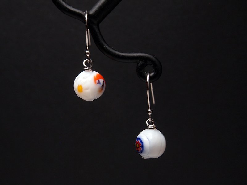 Murano Glass Beads Earring #GE0461 - ต่างหู - แก้ว ขาว