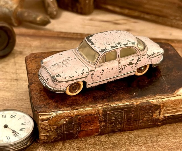 クラシック フレンチ アンティーク マッチ箱 鉄鋳物車 MECCANO DINKY TOYS MADE IN FRANC - ショップ  JSVS-Antique Shop 置物 - Pinkoi