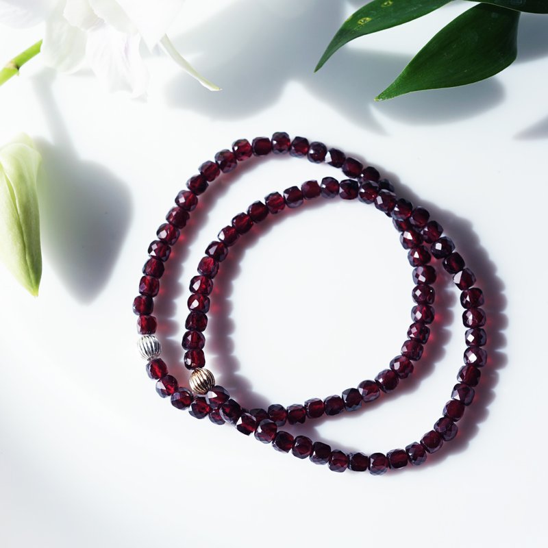 良発色　ガーネットのコルゲートブレスレット　韓紅 - 手鍊/手環 - 寶石 紅色