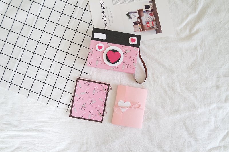 Camera styling manual card x Marry me- Valentine's Day card / handmade book / album / photo book - Cards & Postcards - Paper 