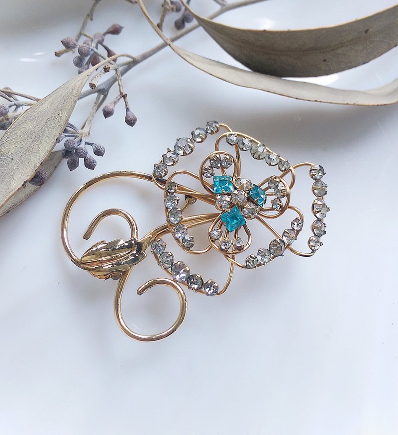 Vintage Jewelry 西洋古董飾品 細緻 M&S 12K包金 立體花型 別針 - 胸針 - 其他金屬 金色